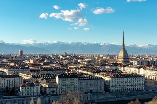 Panorama sur Turin et les Alpes depuis le belvédère