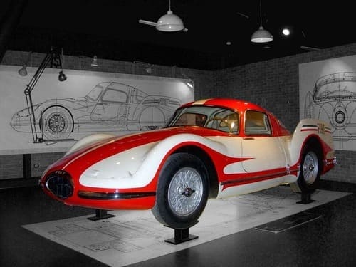 Prototype aérodynamique futuriste