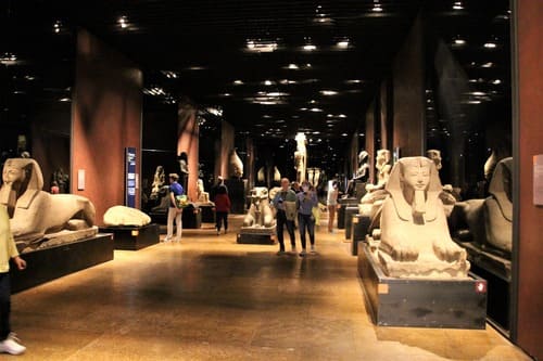 Grande salle des statues antiques