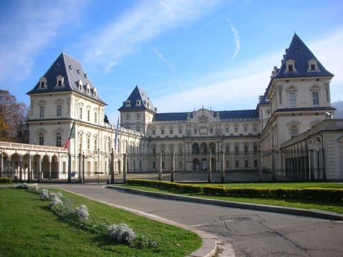 Castello del Valentino dans le parc