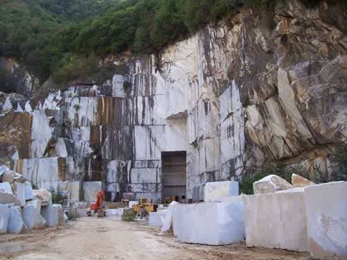 Carrières de marbre de Carrare