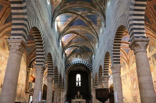 Intérieur de la Collégiale