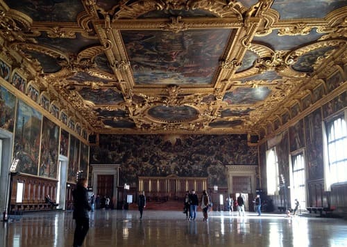 La monumentale Sala del Maggior Consiglio