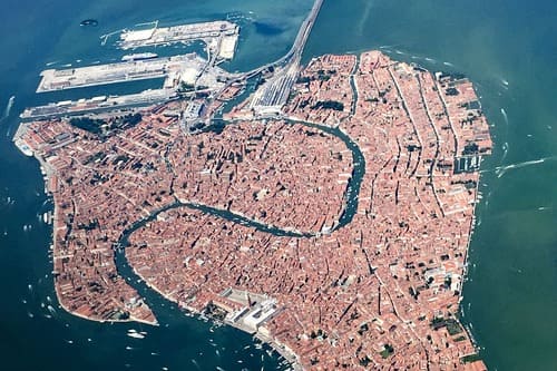 Vue aérienne de Venise et du Grand Canal