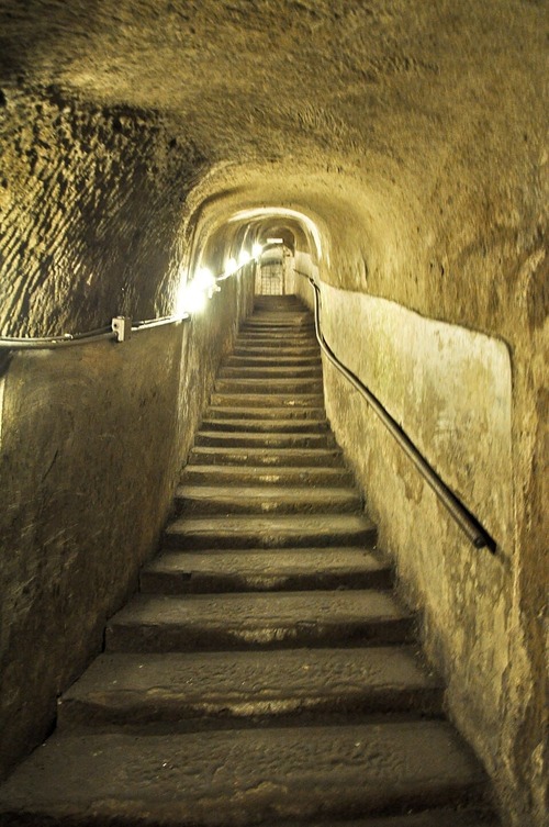Escalier Naples souterraine