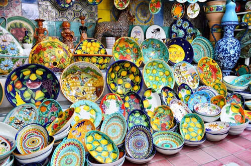 Artisanat et vaisselle en céramique