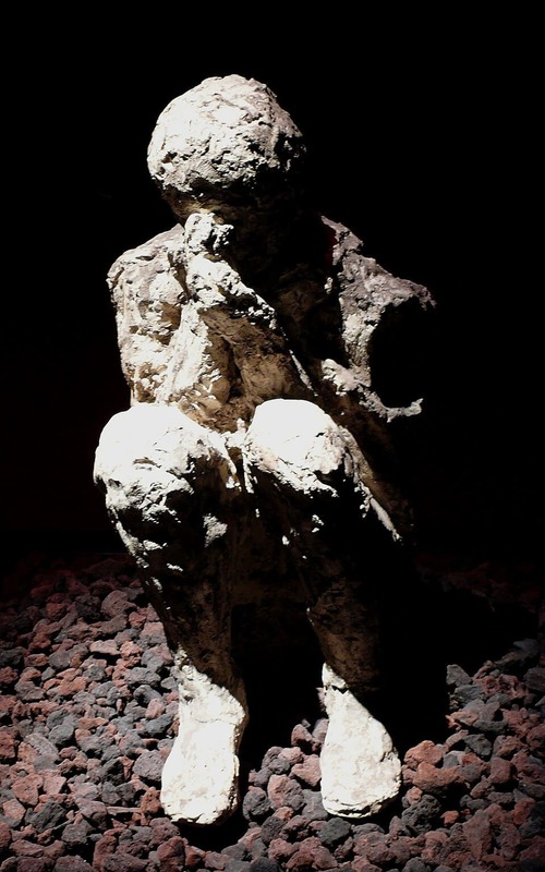 Moulage en plâtre d'une victime