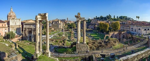 Panorama sur la Via Sacra et le Forum Romain